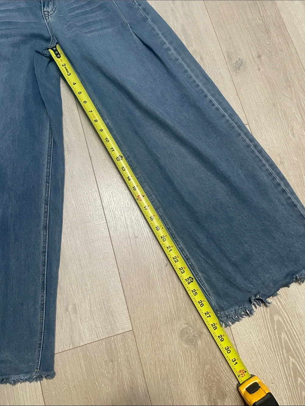 EASEL Wide-Leg Flared light weight Jeans- with some stretch - Picture 4 of 7
